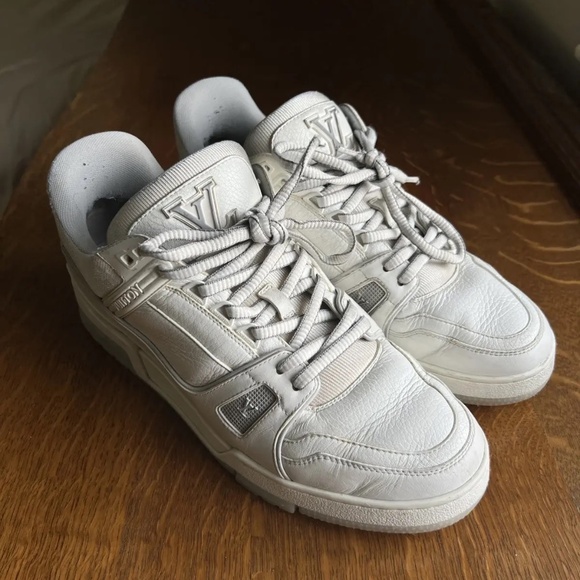 Louis Vuitton Trainers - Picture 1 of 12